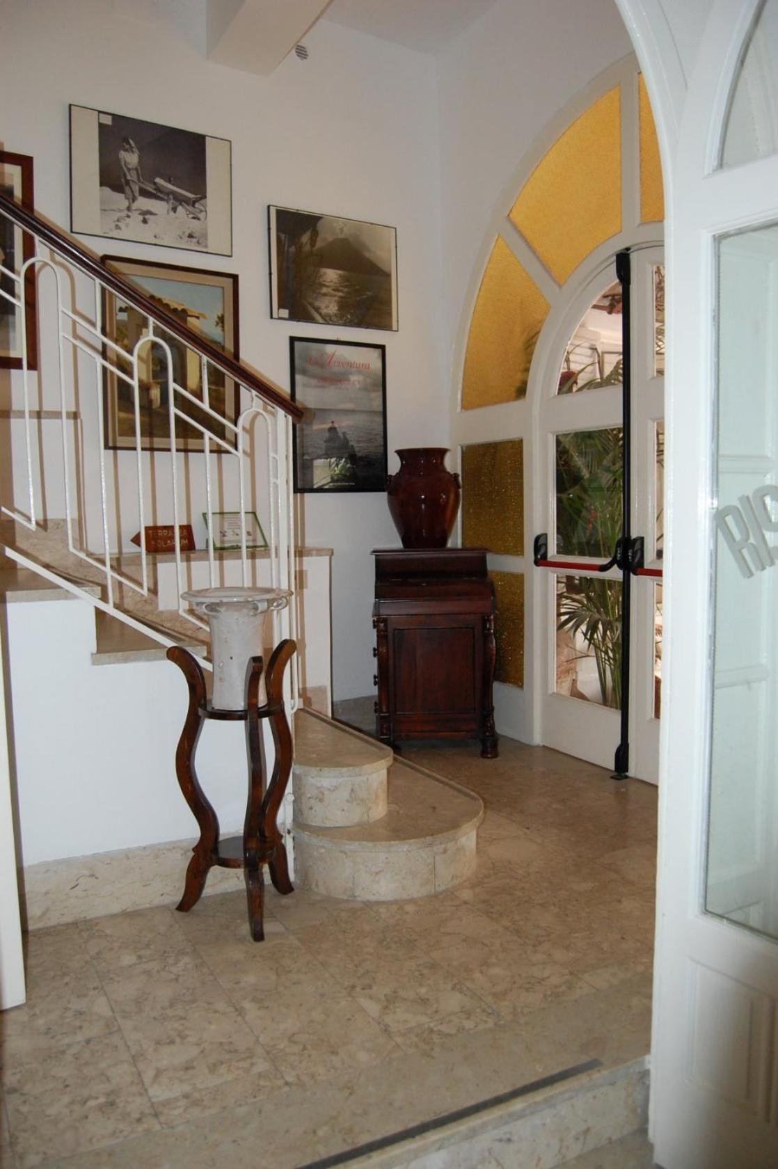 Hotel Villa Augustus Lipari (Isola Lipari) Exterior foto
